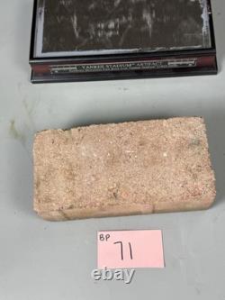 Yankee Stadium Brick MLB Hologram with Case BP71