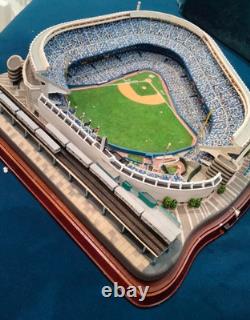 Yankee Stadium Danbury Mint 2003 Deluxe Replica Lighted Never Used In Box