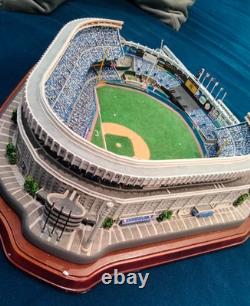 Yankee Stadium Danbury Mint 2003 Deluxe Replica Lighted Never Used In Box