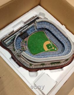 Yankee Stadium Danbury Mint 2003 Deluxe Replica Lighted Never Used In Box