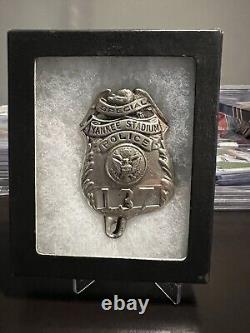 Yankees Stadium Special Police vintage rare badge. 1950's Mickey Mantle Era